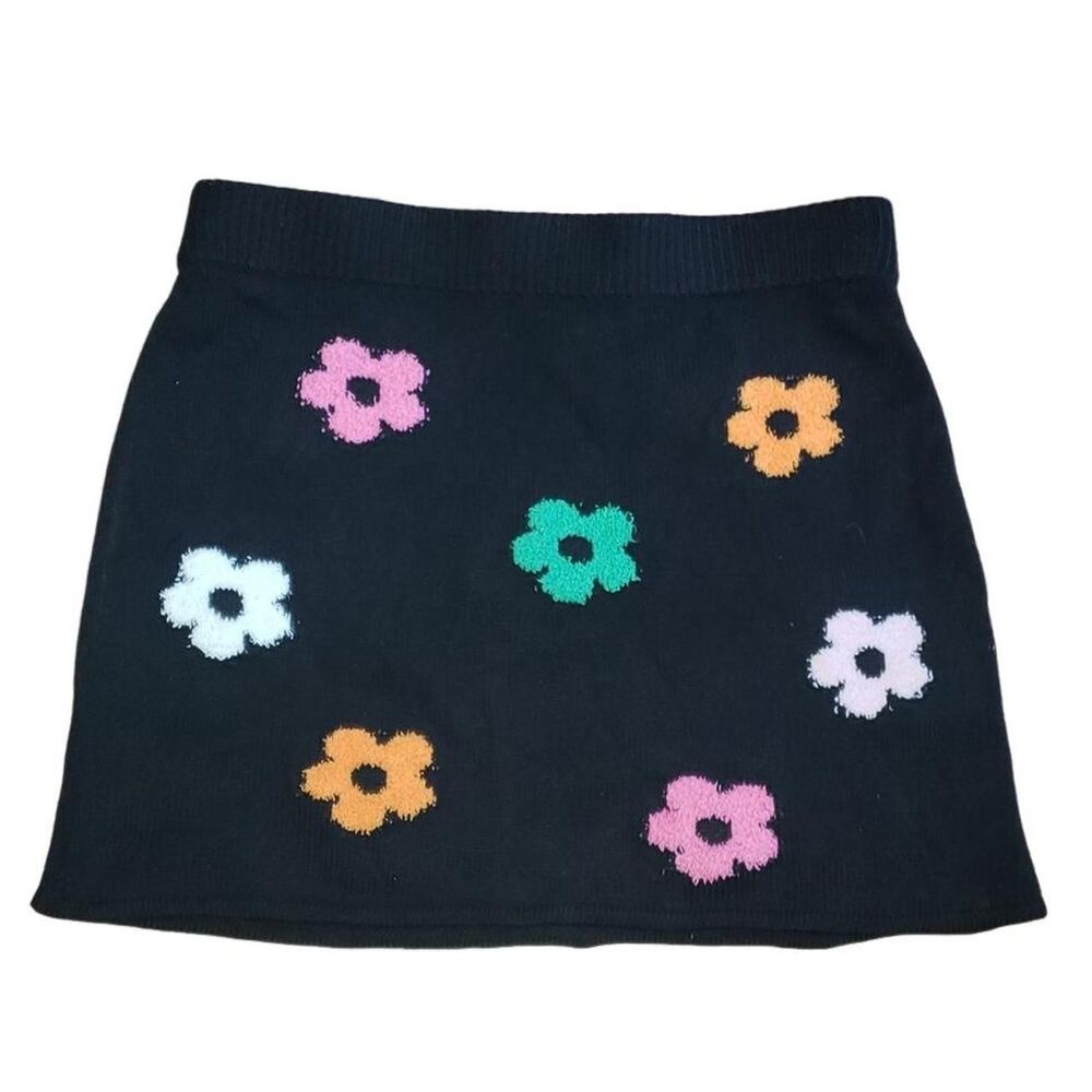 H&M Women's Black Multicolored Floral Sweater skirt NWT